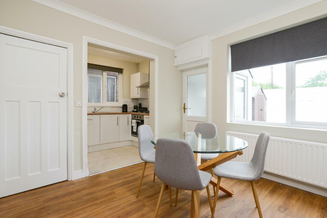 Cosy House In The Heart Of Beeston With Free Parking And Wifi Villa Nottingham Kültér fotó